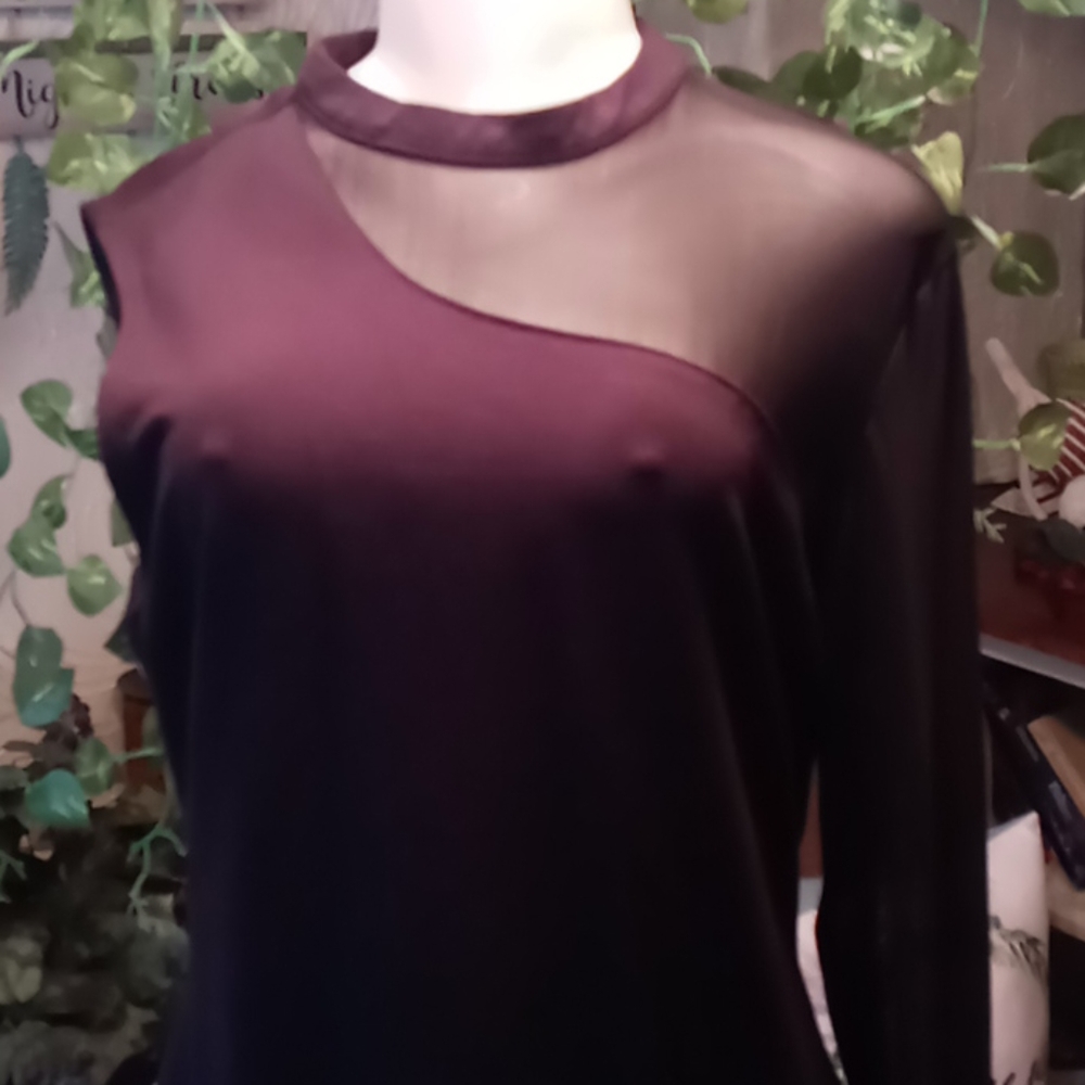 Dress - Picture 2 of 4